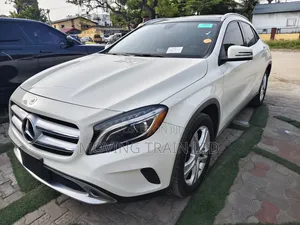 Mercedes-Benz GLA 250 2017 White