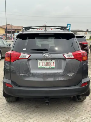 Toyota RAV4 Limited 4dr SUV AWD (2.5L 4cyl 6A) 2014 Gray