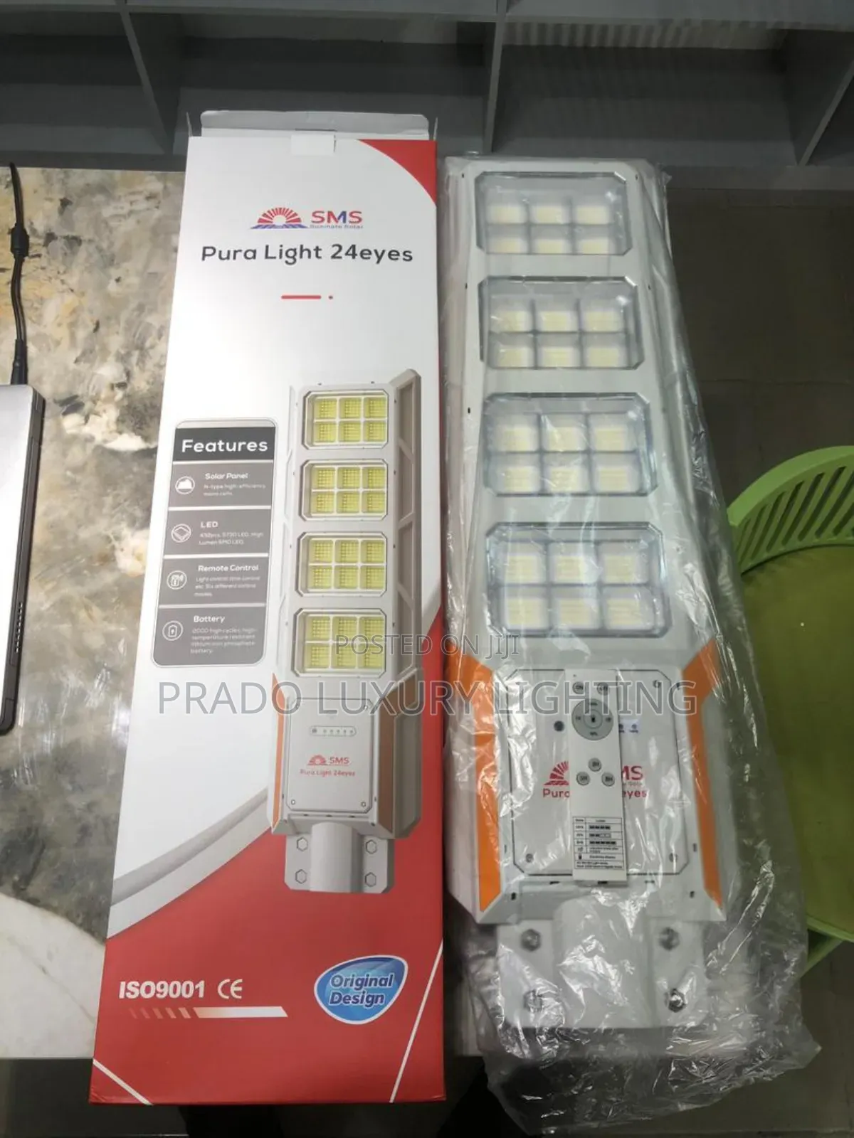 24eyes SMS Solar Street Light