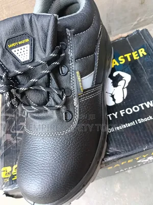 Safety Master Boot