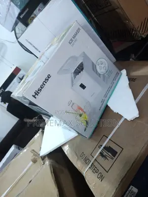 Hisense Portable 12kg Ice Machine - Self-Clean Energy Efficient