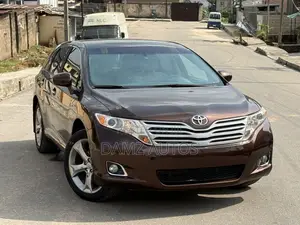 Toyota Venza V6 AWD 2010 Brown