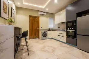2 Bedroom Maisonette With Ps5 and Swimming Pool