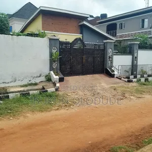 Furnished 3bdrm Bungalow in Goodwill, Yakoyo/Alagbole for sale