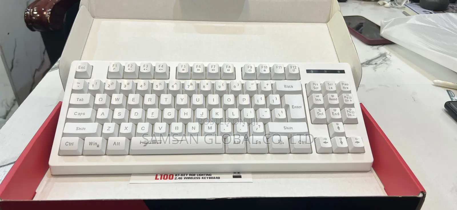 Wireless Keyboard With RGB Light