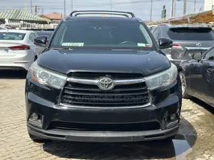 Toyota Highlander Limited 4dr SUV AWD (3.5L 6cyl 6A) 2015 Black