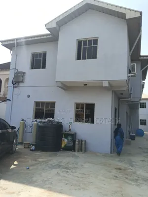 2bdrm Apartment in Alogba Estate for rent