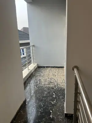 2bdrm Block of Flats in New Engineering, Dawaki for rent