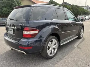 Mercedes-Benz M Class ML 350 4Matic 2011 Blue