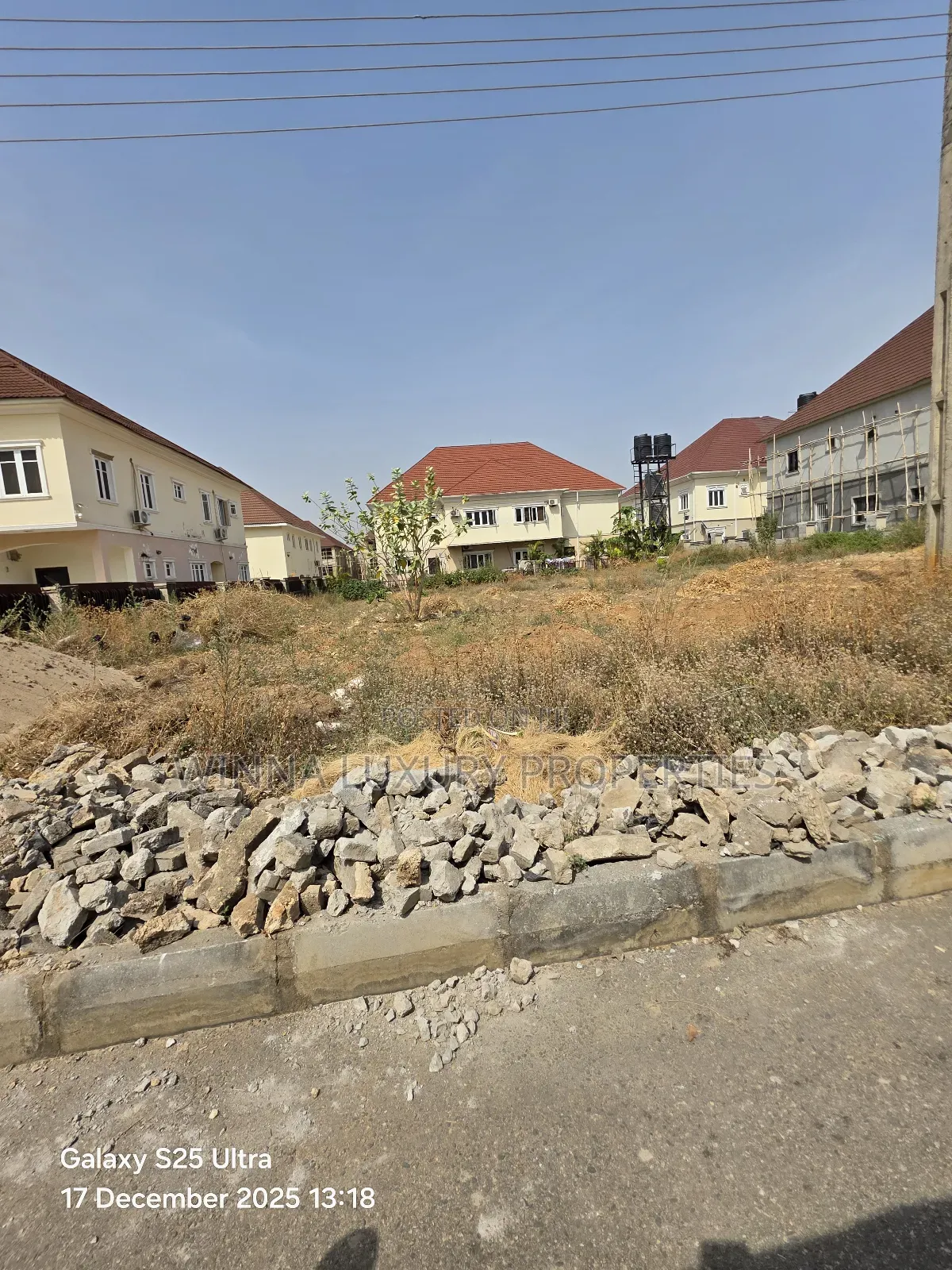 412sqm Plot for Semi Detached Duplex