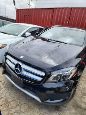 Mercedes-Benz GLA 250 2015 Black