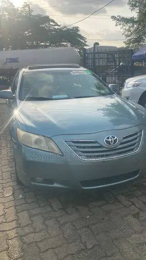 Toyota Camry XLE V6 4dr Sedan (3.5L 6cyl 6AM) 2009 Green