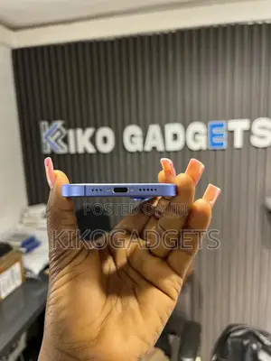 Apple iPhone 16 128 GB Blue