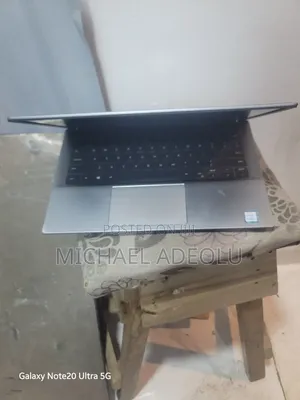 Laptop Dell Latitude 3301 8GB Intel Core I7 SSD 256GB