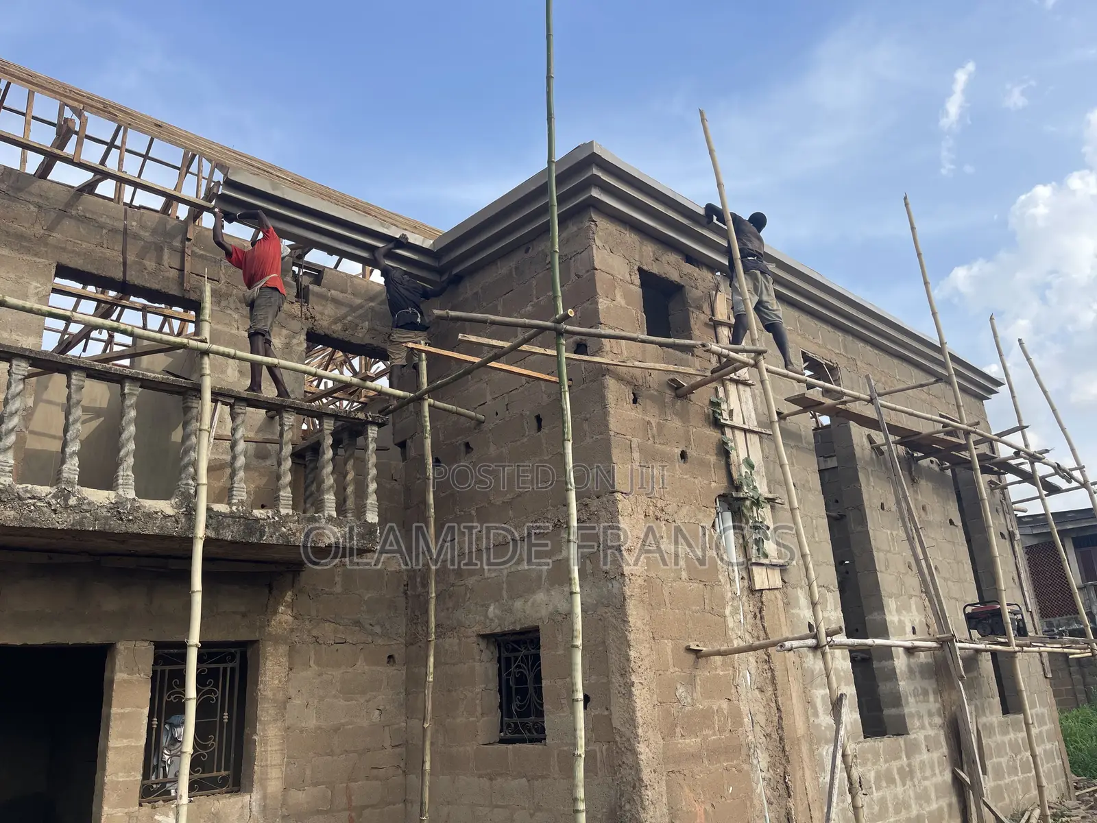 Professional Roofer,Wood-Work and Aluminum Parapet Installation