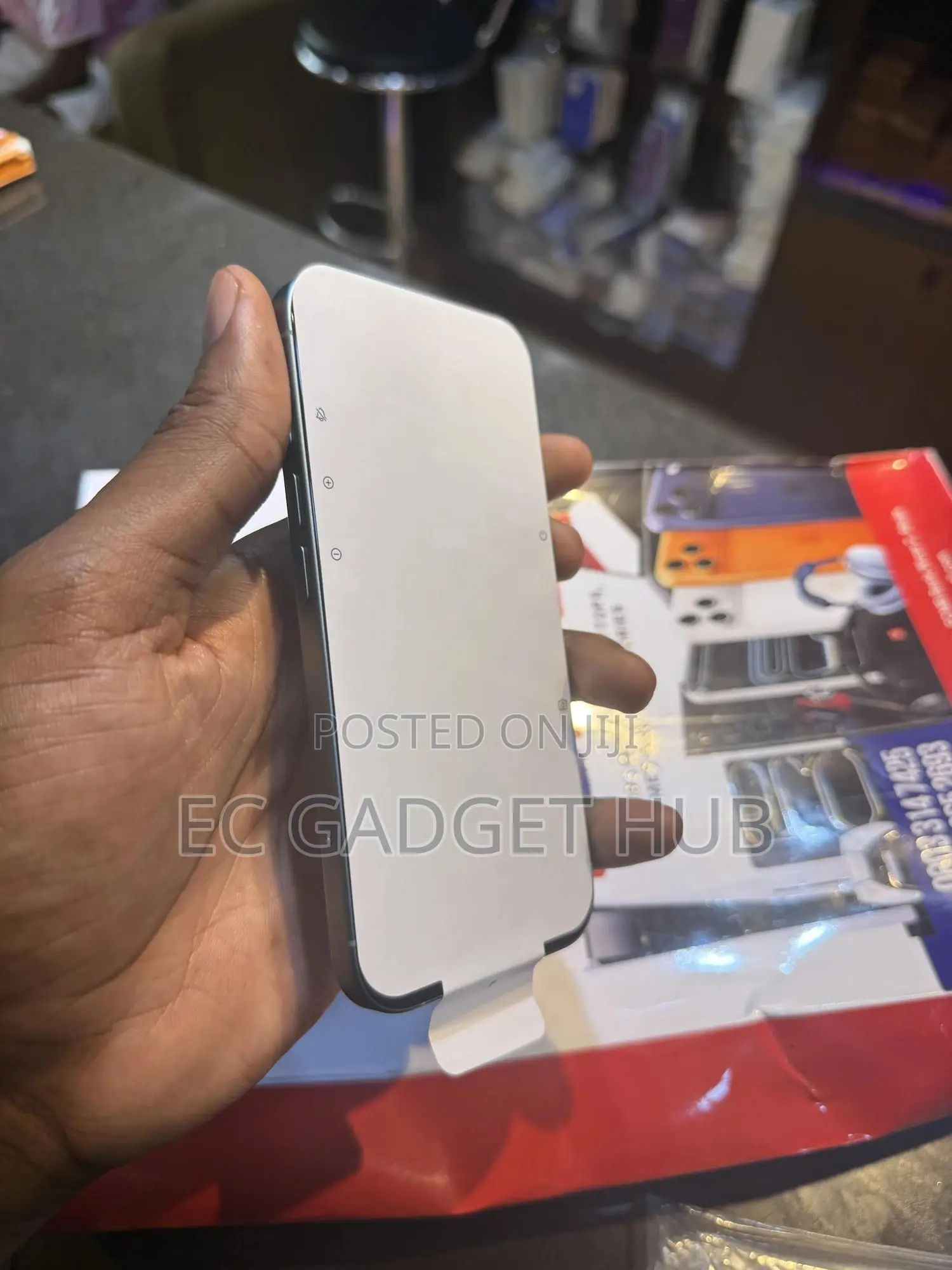 Apple iPhone 16 128 GB Green