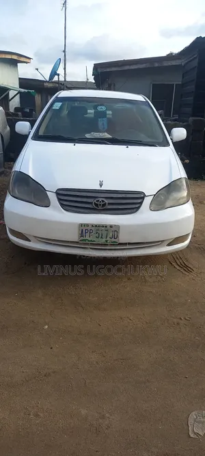 Toyota Corolla LE 2007 White