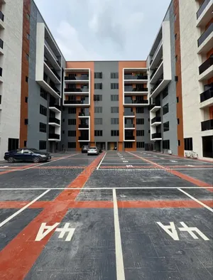 2bdrm Apartment in Lekki Phase 1, Lagos for sale