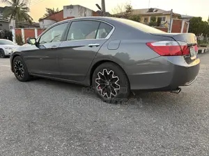 Honda Accord EX-L V-6 4dr Sedan FWD (3.5L 6cyl 6A) 2013 Gray