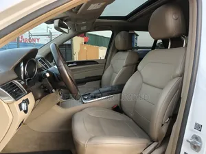 Mercedes-Benz M Class ML350 4MATIC 4dr SUV AWD (3.5L 6cyl 7A) 2014