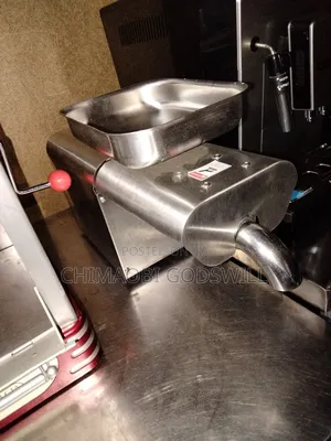 Groundnut Extractor Machine