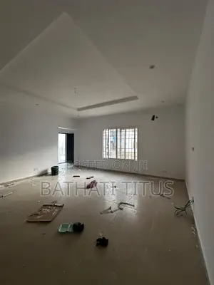 3bdrm Block of Flats in Bilaad Estate, Life Camp for rent