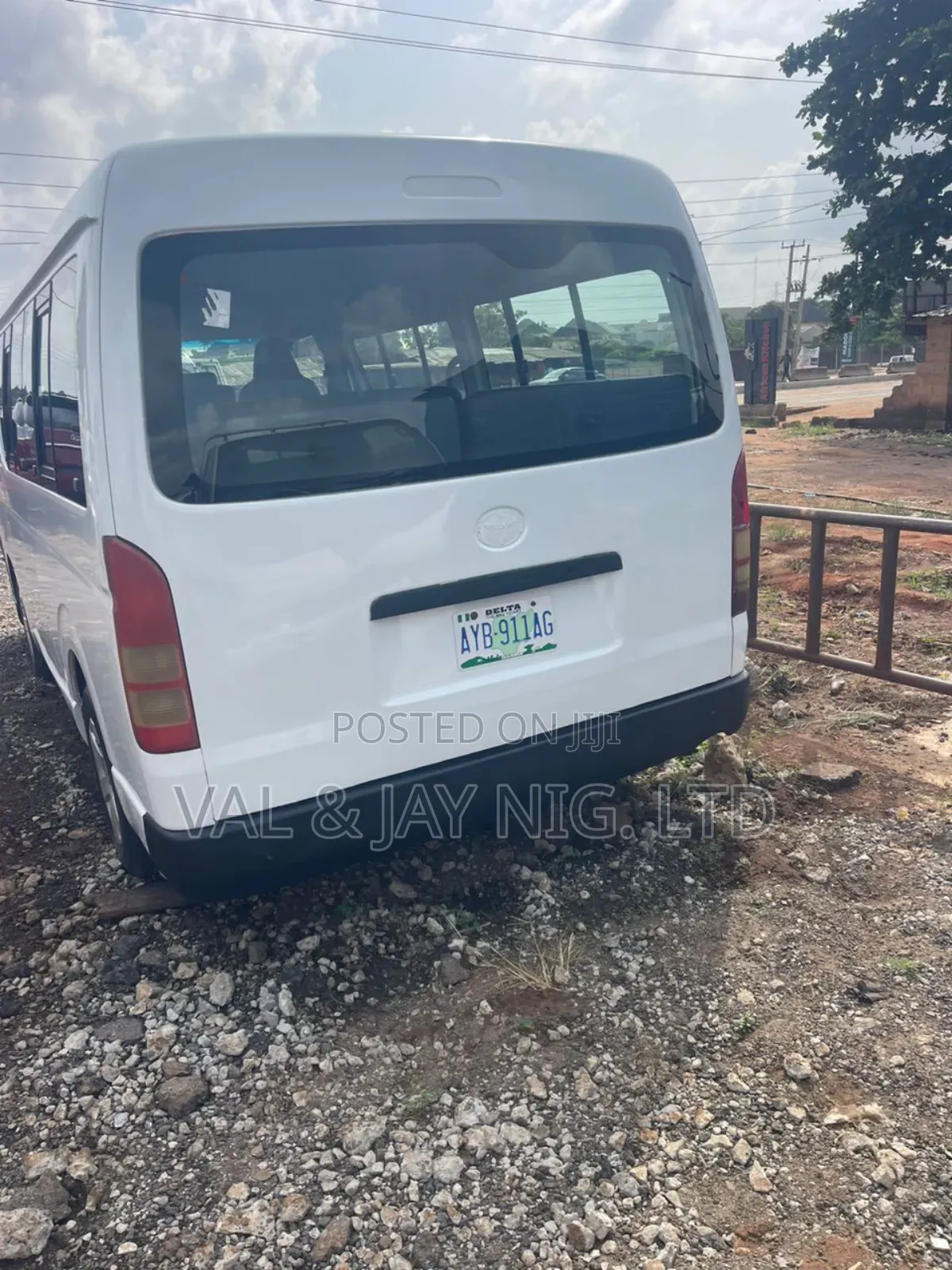 Toyota HiAce 2008 White