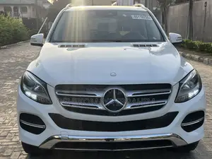 Mercedes-Benz GLE-Class 2017 White