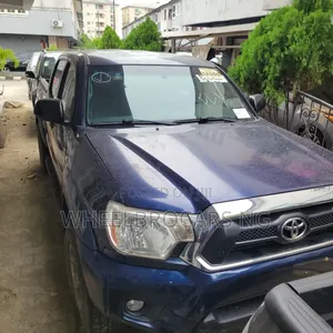 Toyota Tacoma PreRunner V6 4dr Double Cab 5.0 ft. SB (4.0L 6cyl 5A)
