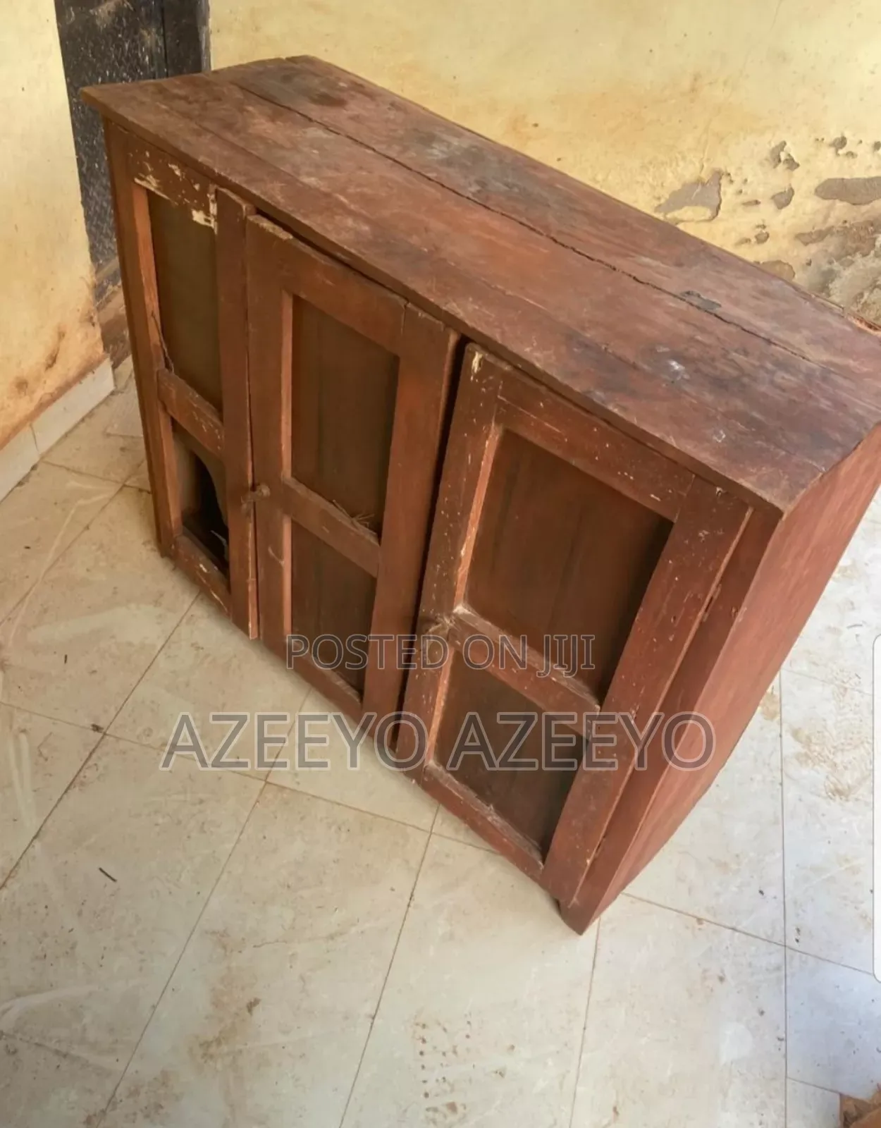 Kitchen Cabinet
