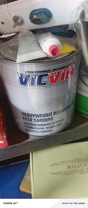 Vicvin Heavyweight Two Component Polyester Filler