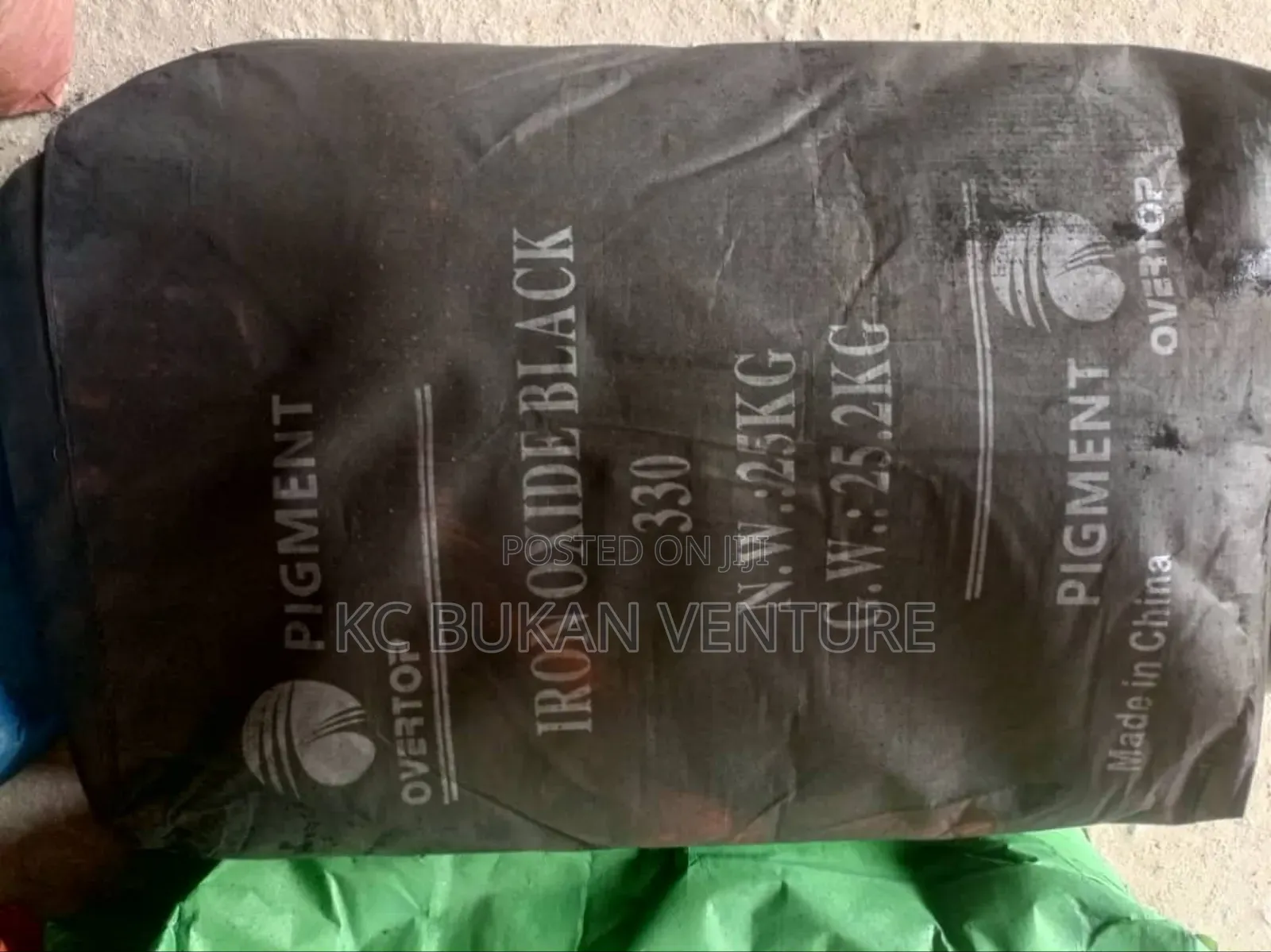Iron Black Pigment