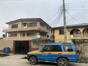 6bdrm Block of Flats in New Garage / Gbagada for sale