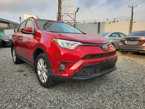 Toyota RAV4 Limited 4dr SUV AWD (2.5L 4cyl 6A) 2015 Red
