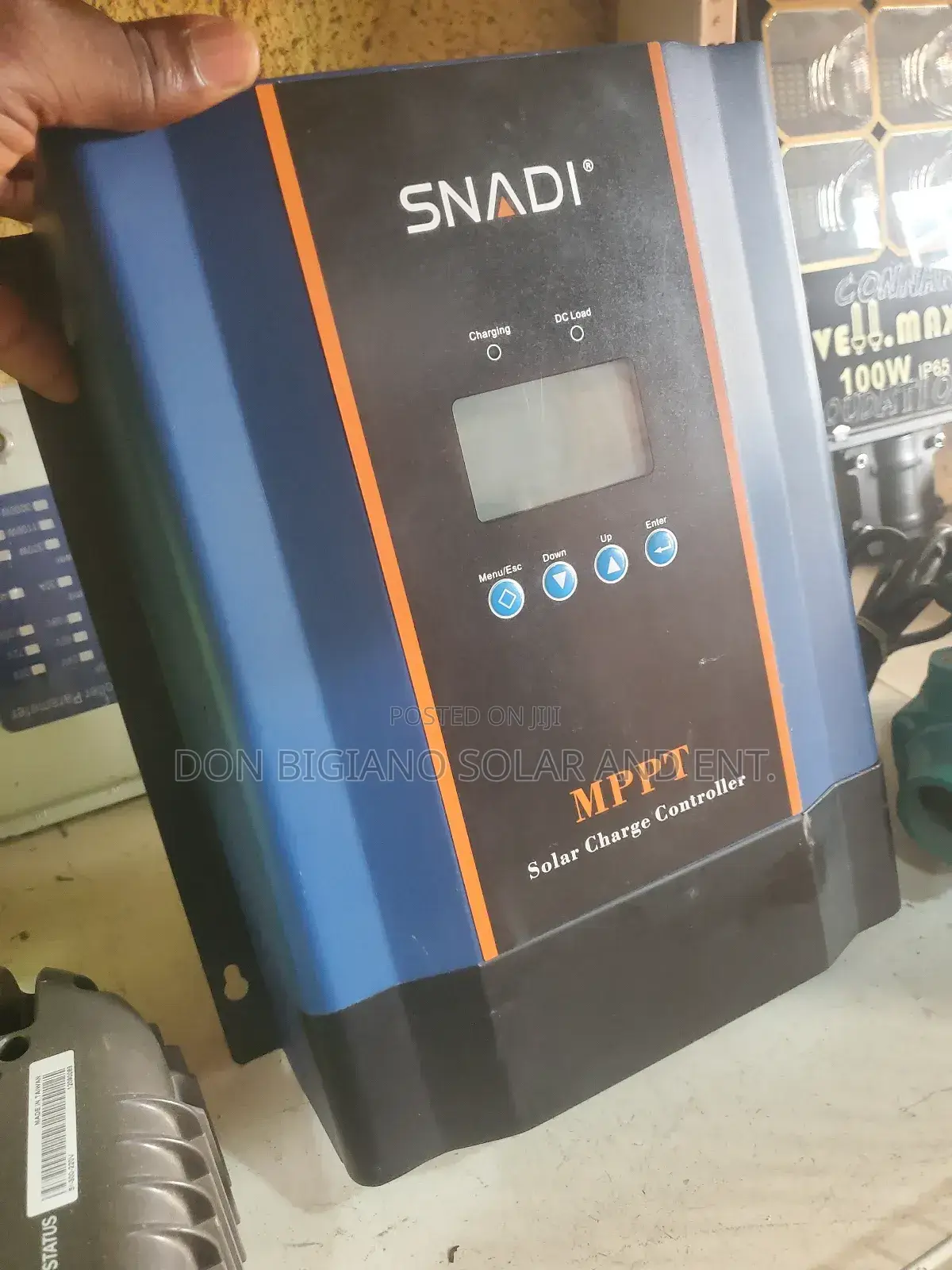 Snadi MPPT Charge Controller