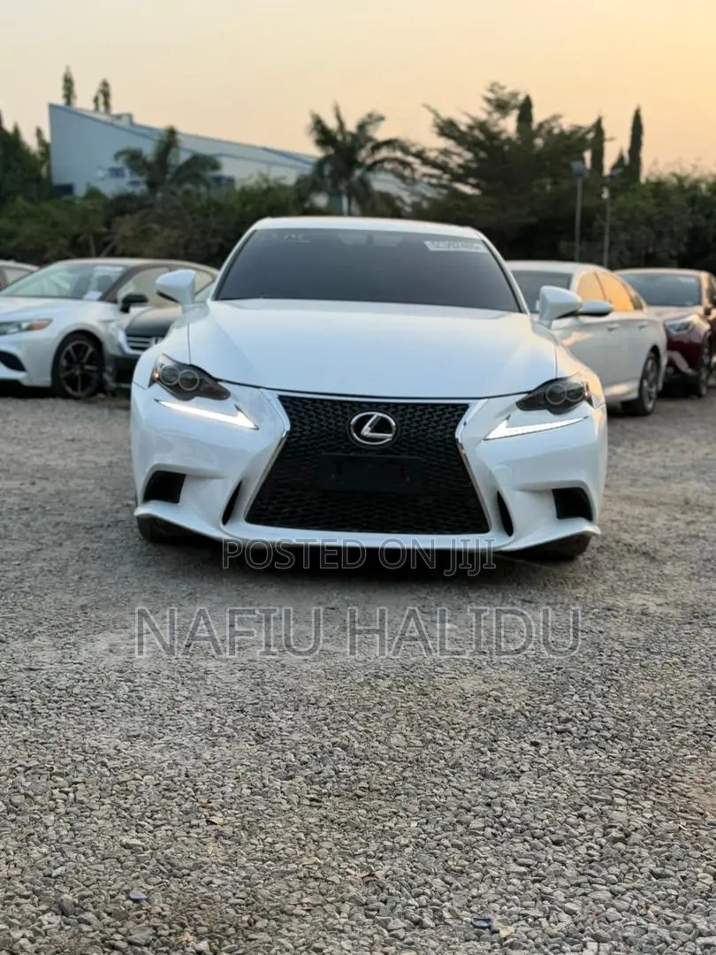 Lexus IS 2016 White