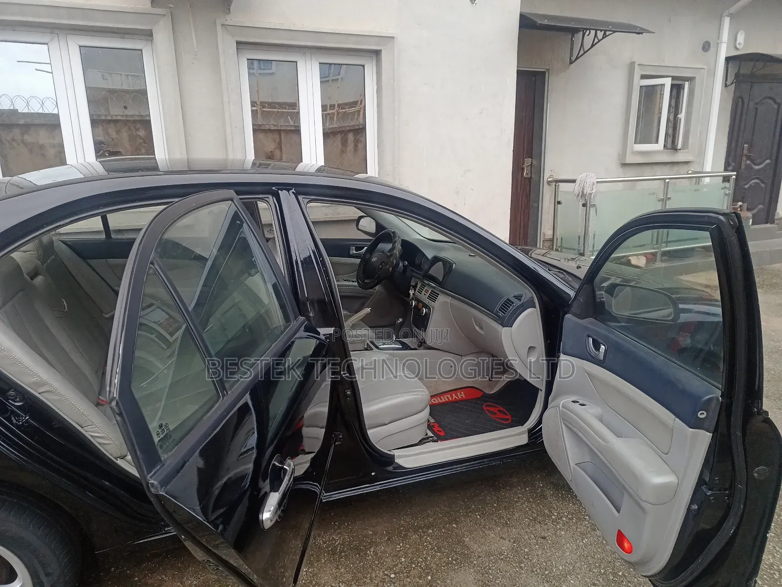 Hyundai Sonata Automatic 2004 Black