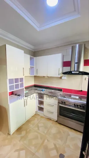 4bdrm Duplex in In Lekki 1, Ajah for rent