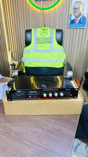 Voltage Amplifier For Ceiling Speakers