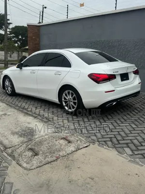 Mercedes-Benz A-Class A 220 4MATIC 2022 White