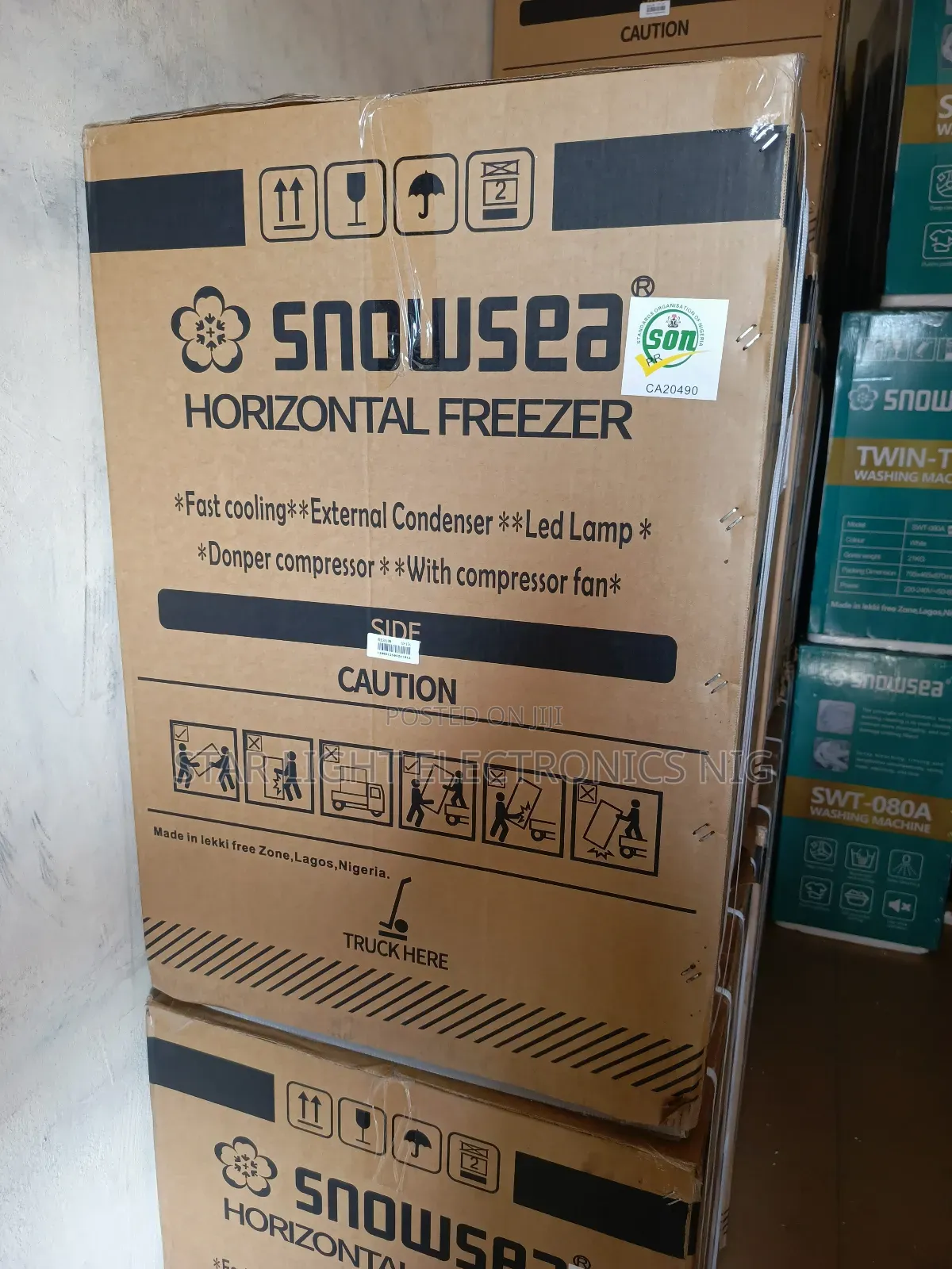 Chest Freezer Model 158 L