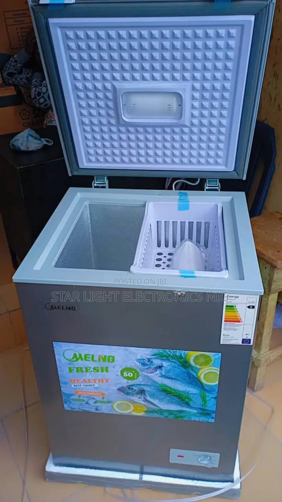 Chest Freezer Model 158 L