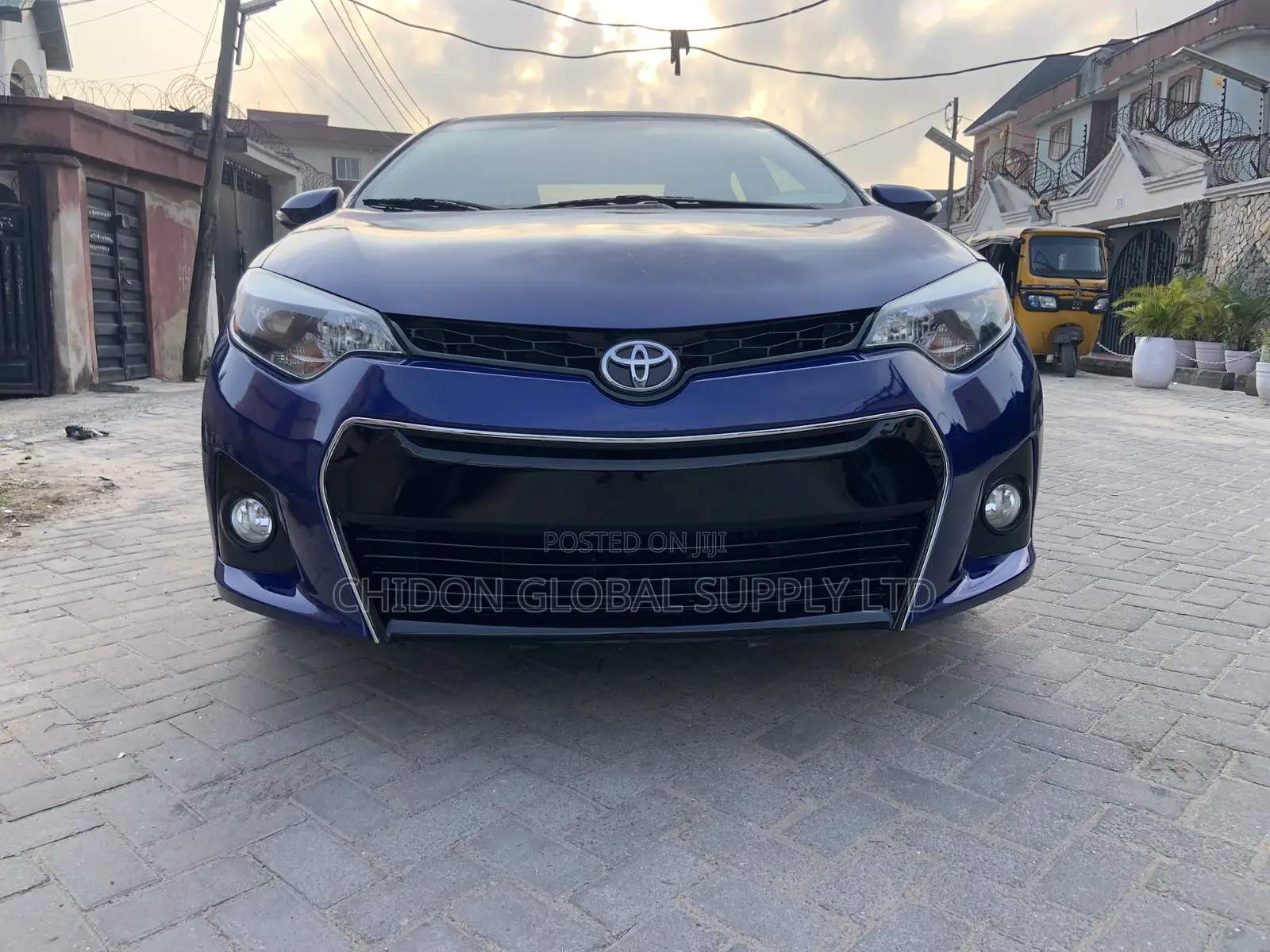2015 Toyota Corolla S Plus 4dr Sedan (1.8L 4cyl CVT)