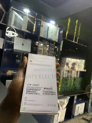New Apple iPhone 16 Pro 128 GB Black