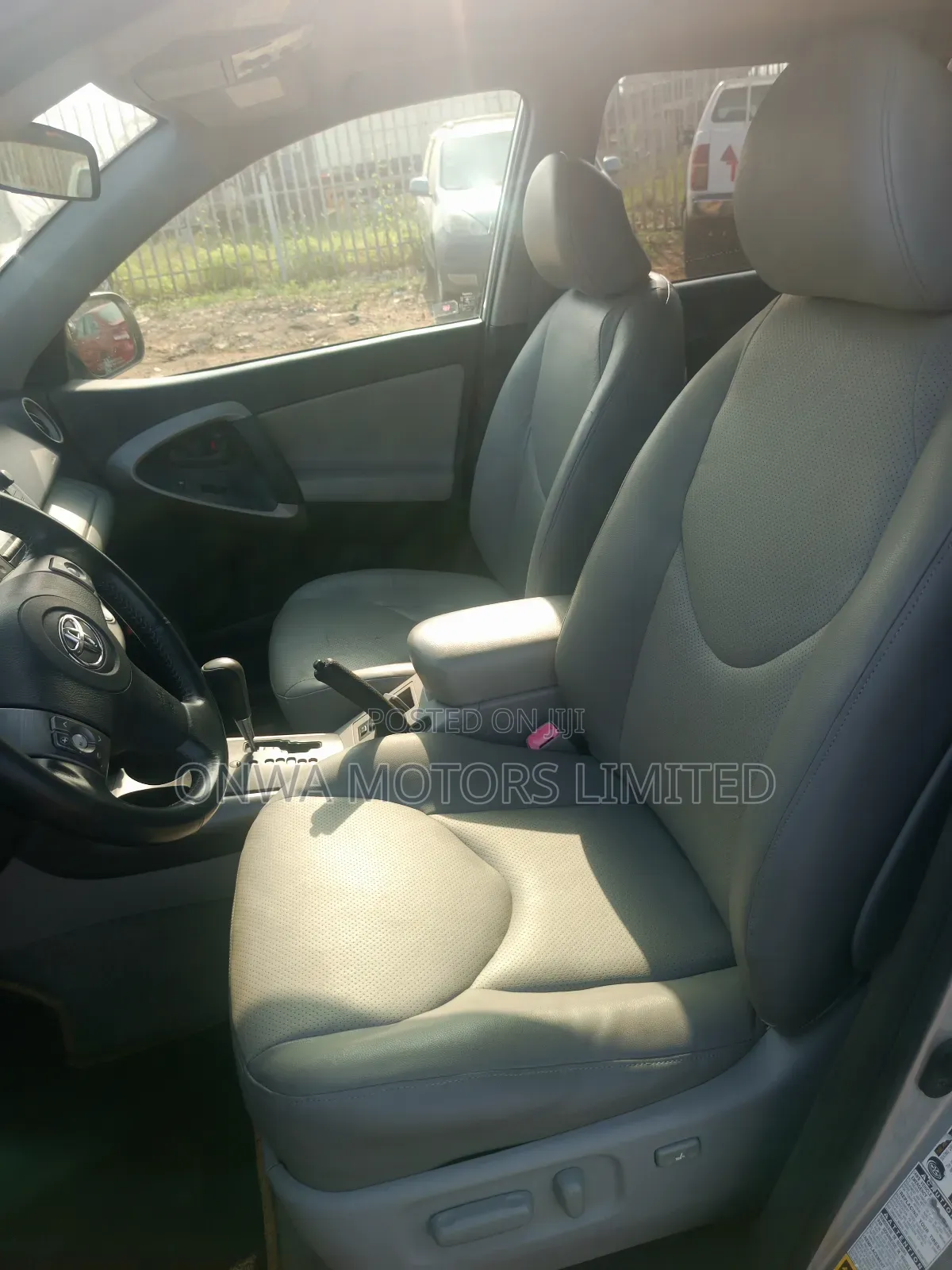 Toyota RAV4 Limited 2008 Silver