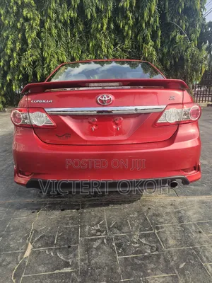 Toyota Corolla 2012 Red