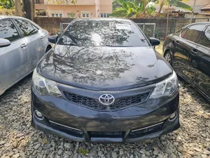 Toyota Camry 2014 Gray