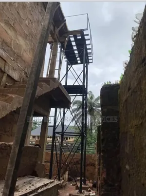 Water Stanchion, Water Scaffold, Water Tank Stand Fabrication