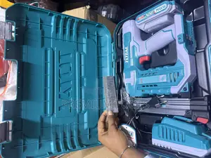 Total Li-Ion 20v Cordless Brad Nailer Kit (Model Tcbnli3505