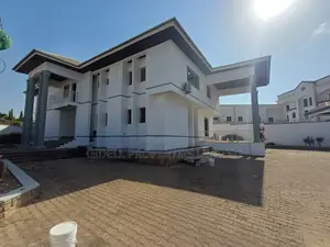 6bdrm Duplex in Maitama for sale